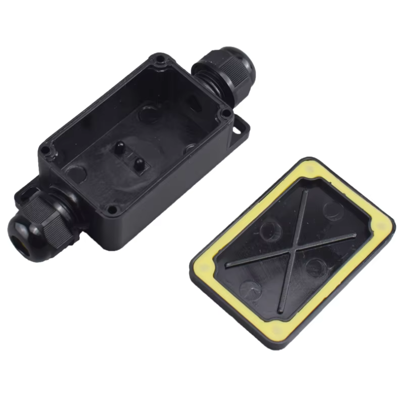 Wodoodporna puszka przyłączeni – Outdoor Power Outlet Box recenzja i cena