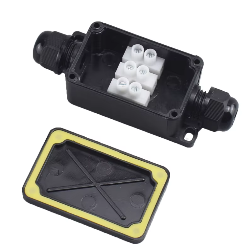 Wodoodporna puszka przyłączeni – Outdoor Power Outlet Box recenzja i cena